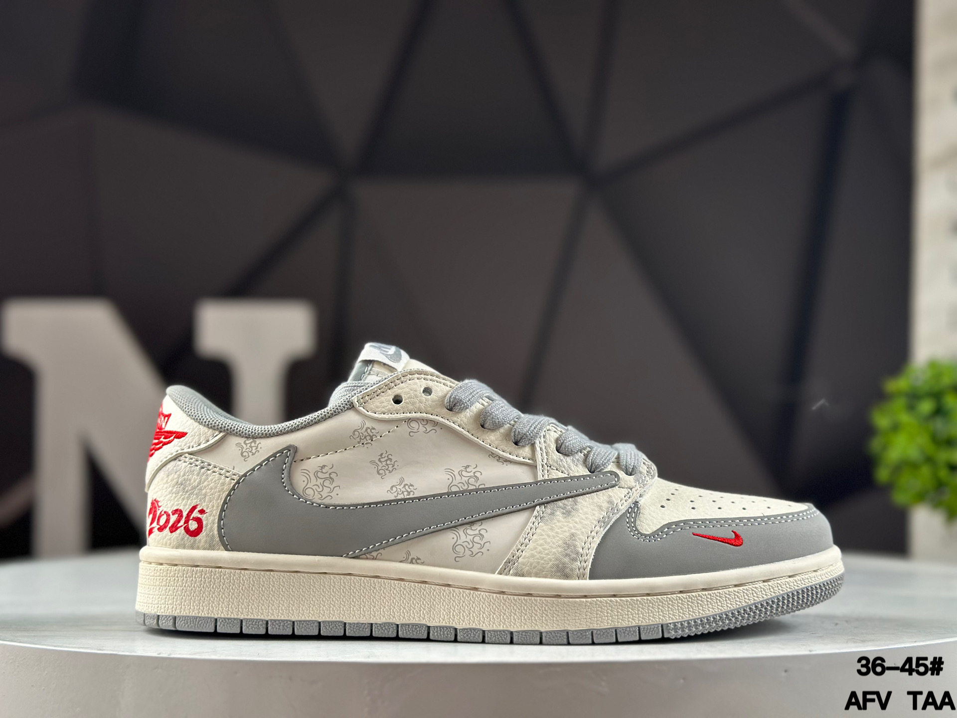 Nike Air Jordan 1 Low x Travis Scott YX5066-115 Sneakers