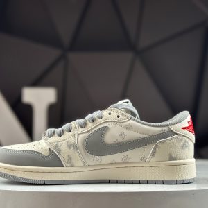 Nike Air Jordan 1 Low x Travis Scott YX5066-115 Sneakers