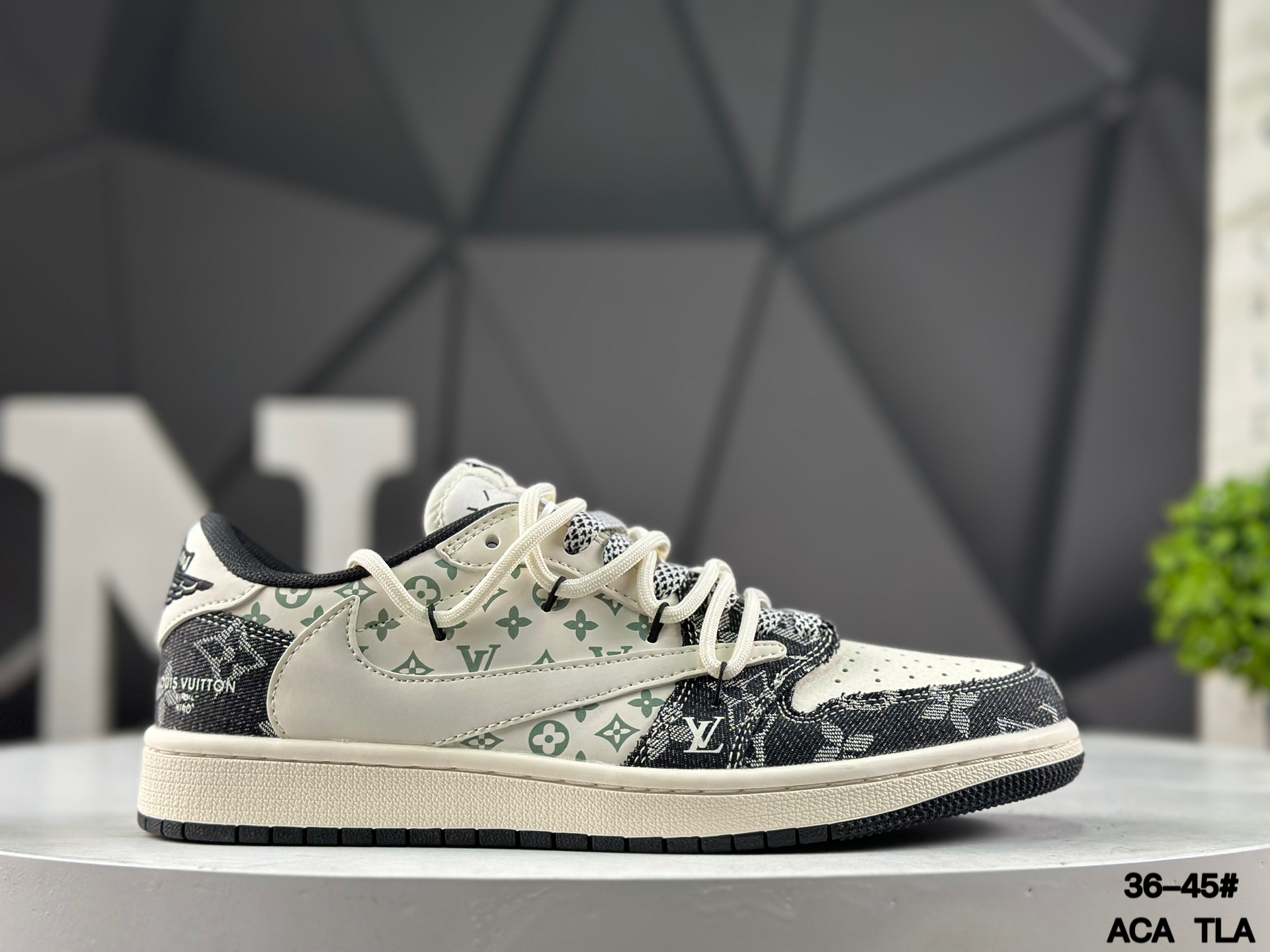 Nike Air Jordan 1 Low x Travis Scott YX5066-327 Sneakers