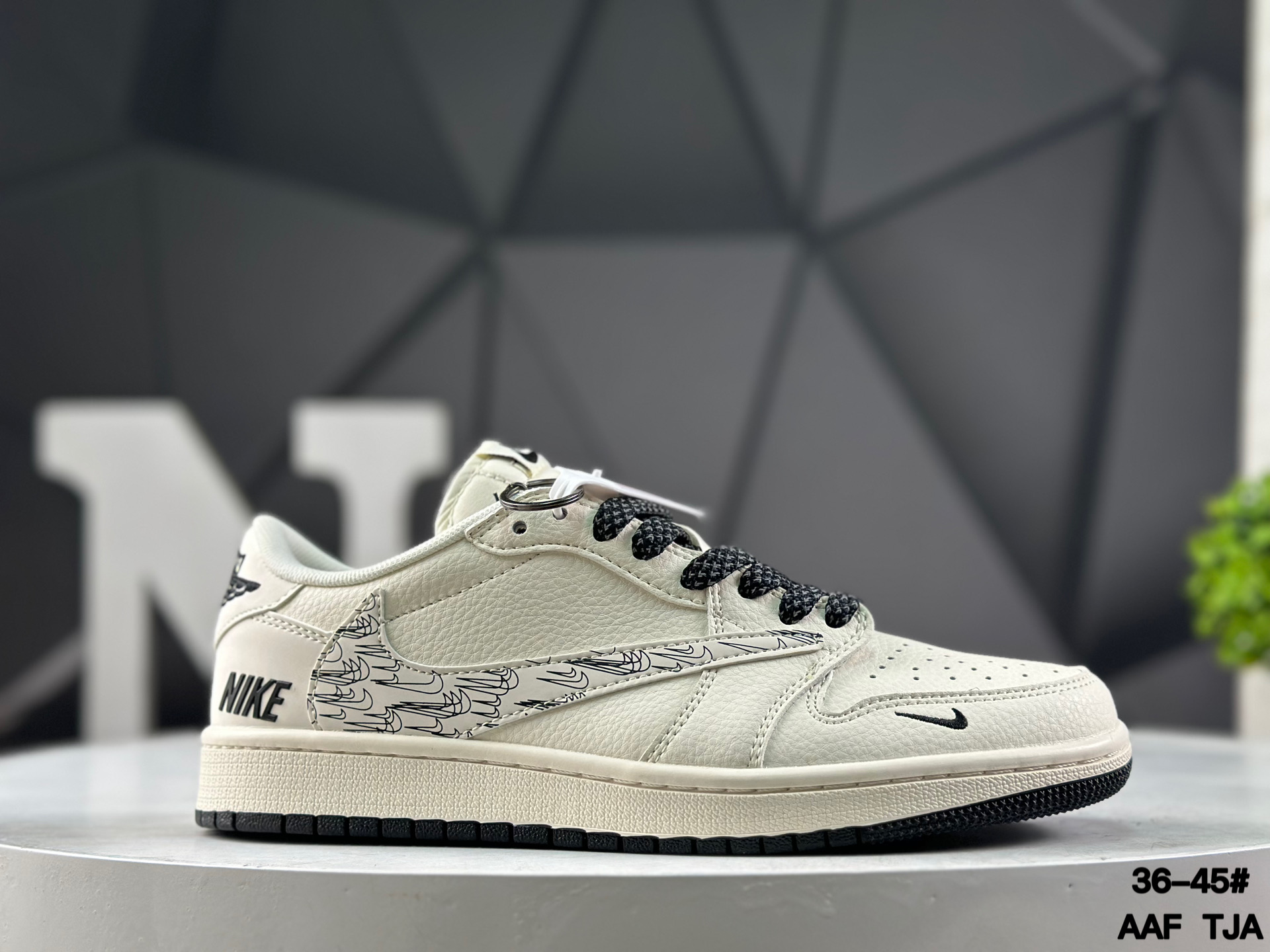 Nike Air Jordan 1 Low x Travis Scott HH7518-091 Sneakers