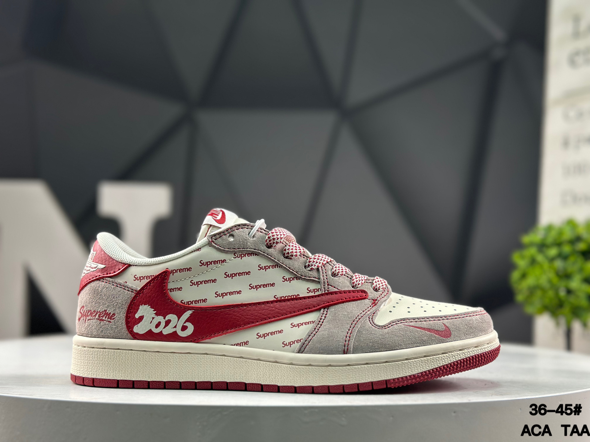 Nike Air Jordan 1 Low x Travis Scott JP2126-119 Sneakers