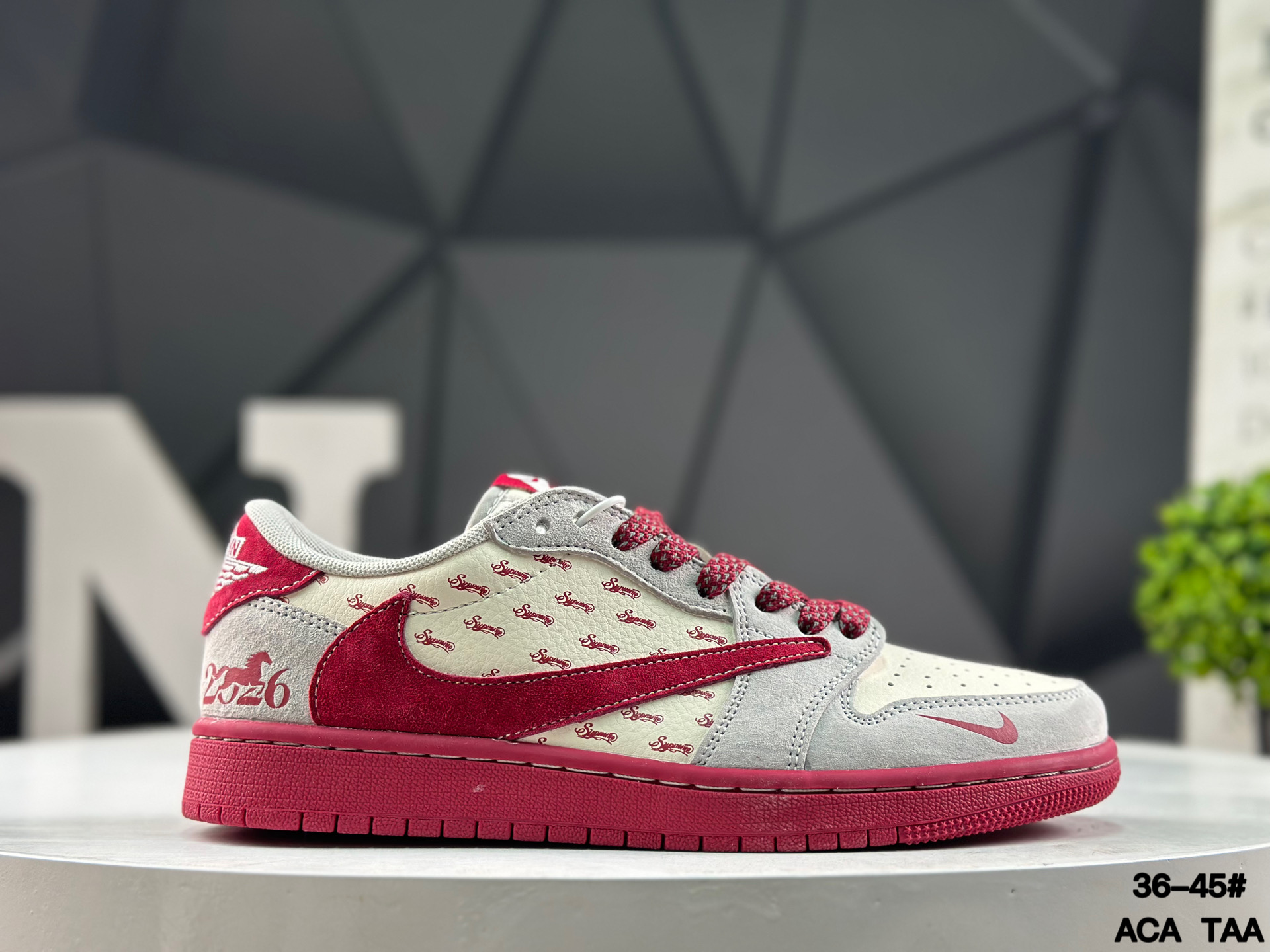 Nike Air Jordan 1 Low x Travis Scott JP2126-115 Sneakers