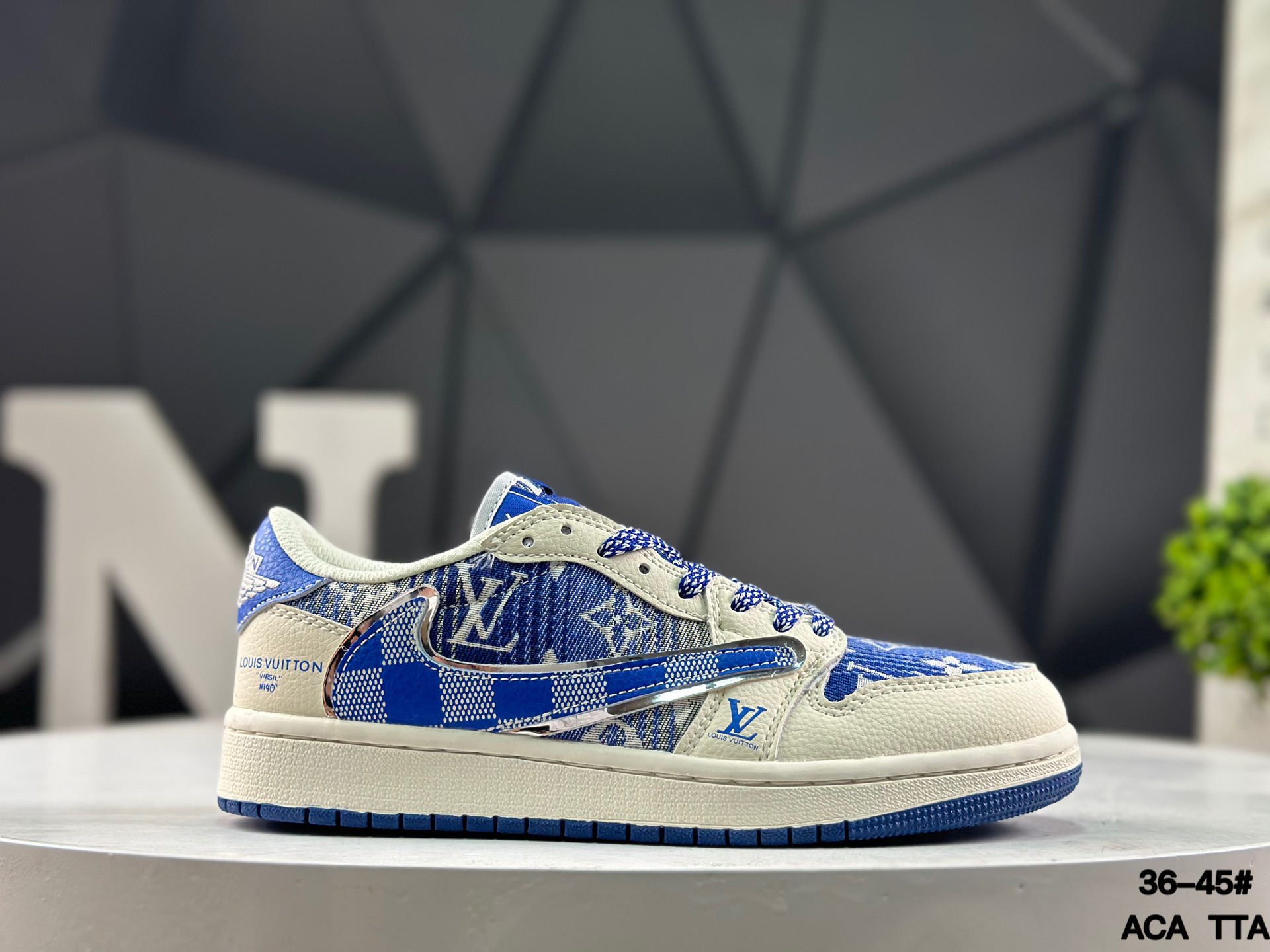 Nike Air Jordan 1 Low x Travis Scott Fragment XS2025-075 Sneakers