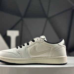 Nike Air Jordan 1 Low x Travis Scott Fragment Reverse Mocha AD2068-169 Sneakers