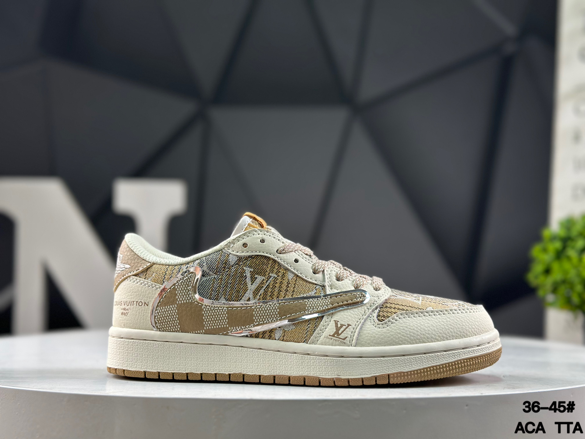 Nike Air Jordan 1 Low x Travis Scott Fragment Reverse Mocha XS2025-065 Sneakers