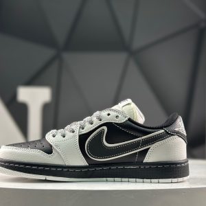 Nike Air Jordan 1 Low x Travis Scott DZ5899-005 Sneakers