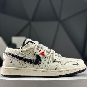 Nike Air Jordan 1 Low YX5066-356 Sneakers