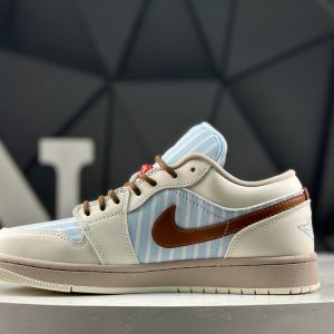 Nike Air Jordan 1 Low IR7553-422 Sneakers