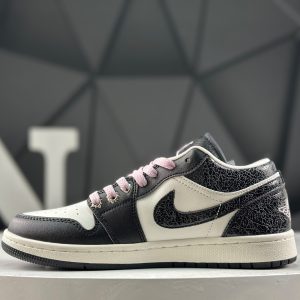 Nike Air Jordan 1 Low II0559-001 Sneakers