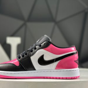 Nike Air Jordan 1 Low IV2446-684 Sneakers