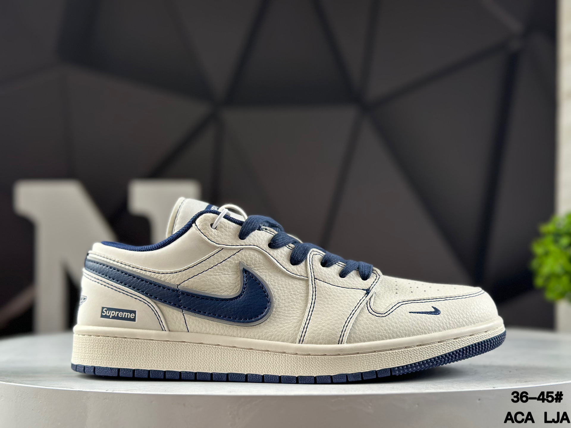 Nike Air Jordan 1 Low XX3168-176 Sneakers