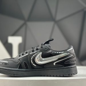 Nike Air Jordan 1 Low Special Edition 01190 Sneakers