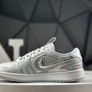 Nike Air Jordan 1 Low Special Edition 01191 Sneakers