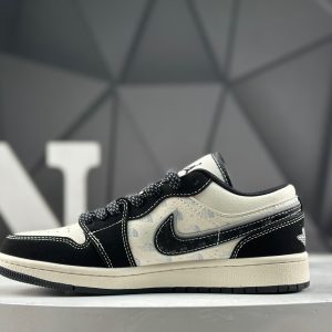 Nike Air Jordan 1 Low CW6688-107 Sneakers
