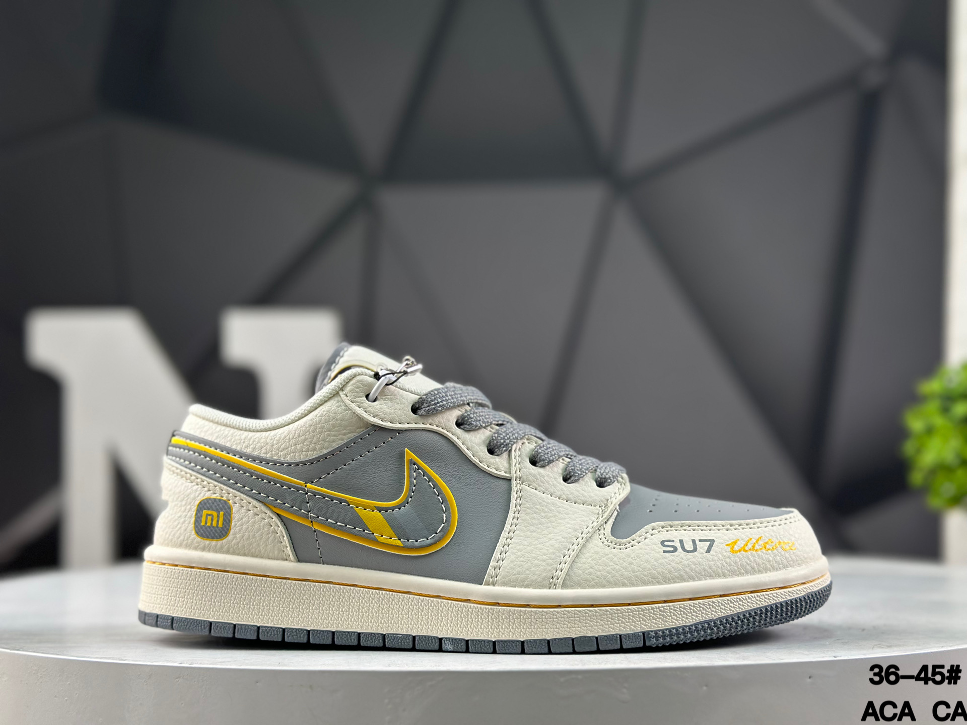 Nike Air Jordan 1 Low XX3168-199 Sneakers