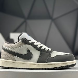 Nike Air Jordan 1 Low IU2268-100 Sneakers