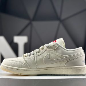 Nike Air Jordan 1 Low YX5066-175 Sneakers
