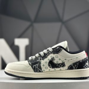 Nike Air Jordan 1 Low YX5066-332 Sneakers