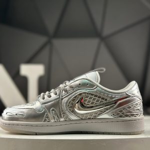 Nike Air Jordan 1 Low HQ2186-002 Sneakers