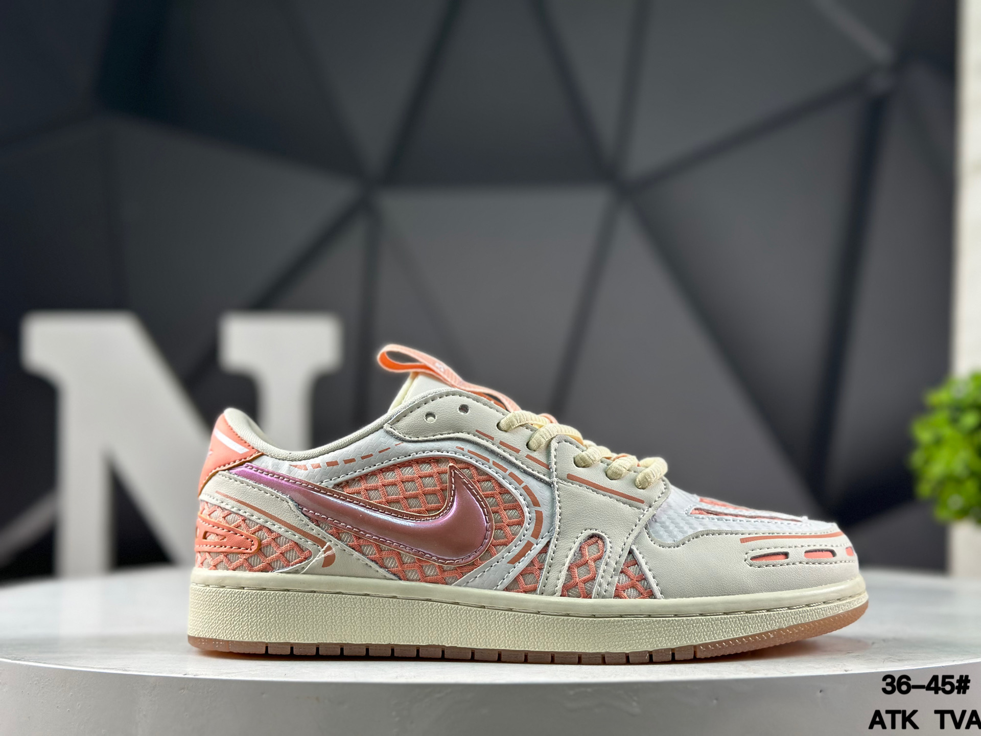 Nike Air Jordan 1 Low HQ2186-180 Sneakers