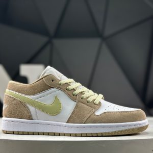 Nike Air Jordan 1 Low DC0774-204 Sneakers