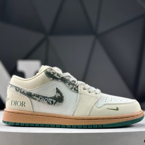 Nike Air Jordan 1 Low LR8888-013 Sneakers